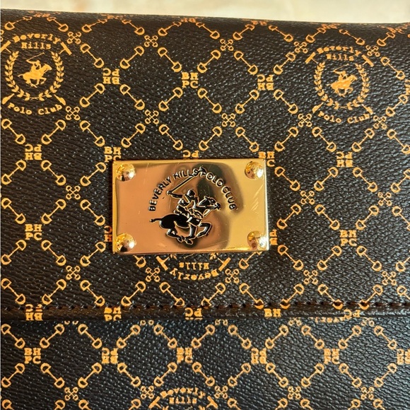 Beverly Hills Polo Club Black and Gold Crossbody Bag Logo - Picture 3 of 11